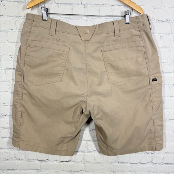 5.11 Tactical Apex Shorts 11' Men's Size 40 Khaki Tan Flex-Tac 73334 Outdoor - Picture 2 of 14